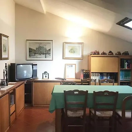 Skyblue Apartment *
